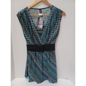 NWT‎ Wrapper 2 piece set V-Neck Blouse & Skirt Geometric Women's Medium